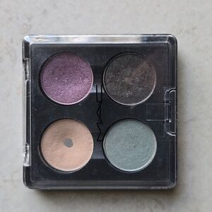 MAC Cosmetics Limited Edition "Corps de Couleur" Eye Shadow Quad. Rare